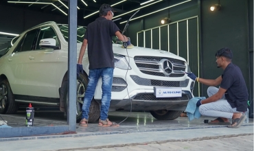 Mercedes car service center in PCMC.